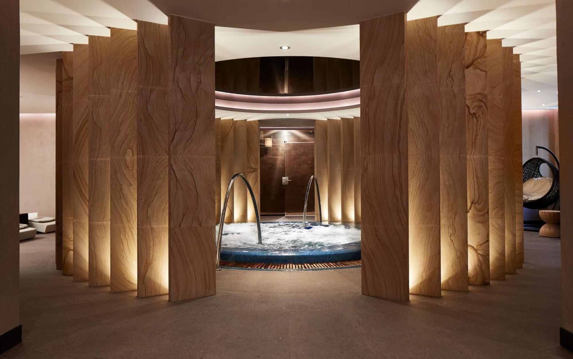 贝尔格莱德希尔顿酒店 外观 照片 The spa at The Landmark, Hong Kong